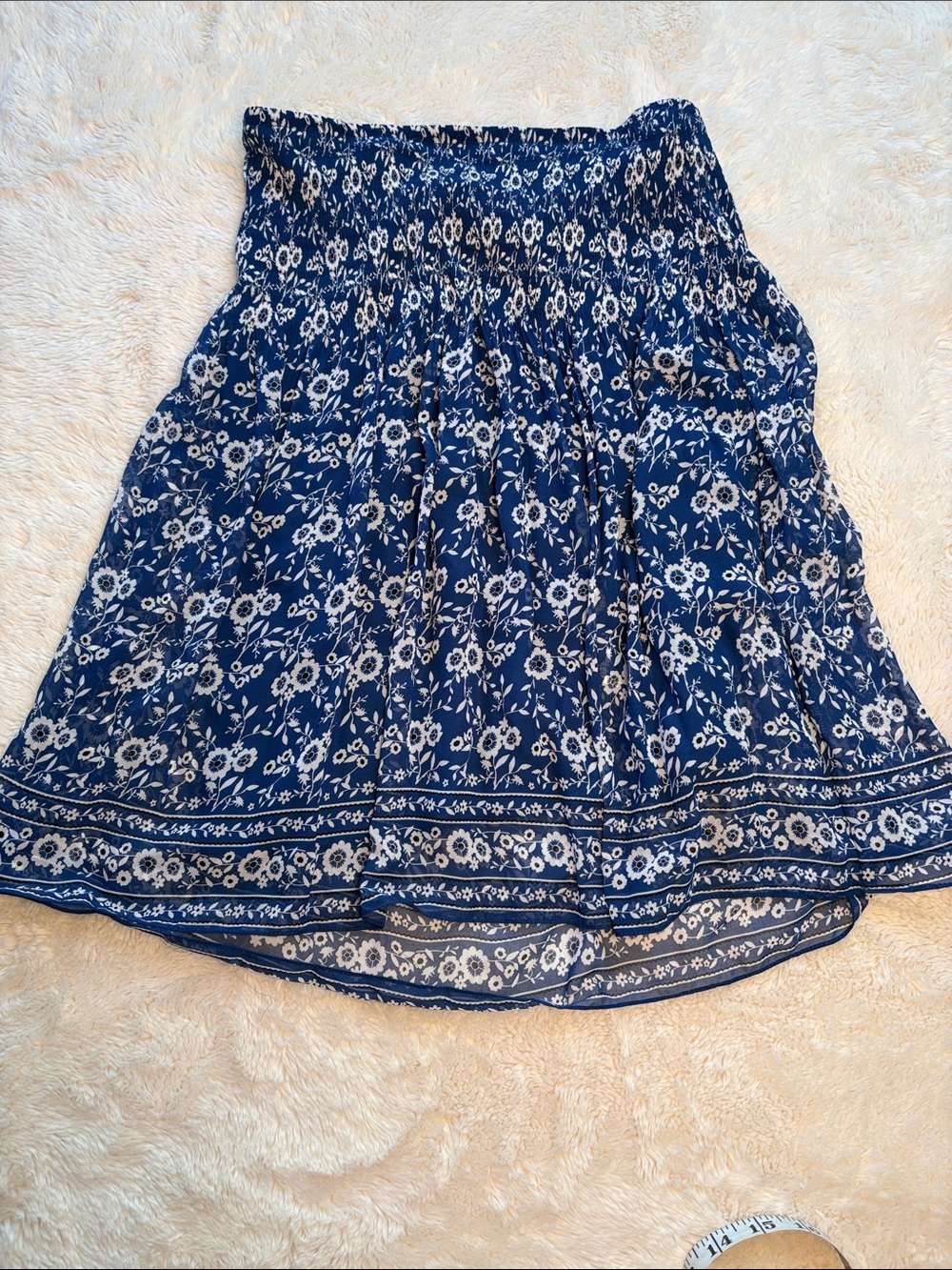 Max Studio Navy and White Floral 6” Smocked Drop Waist Flowy Skirt Size Small
